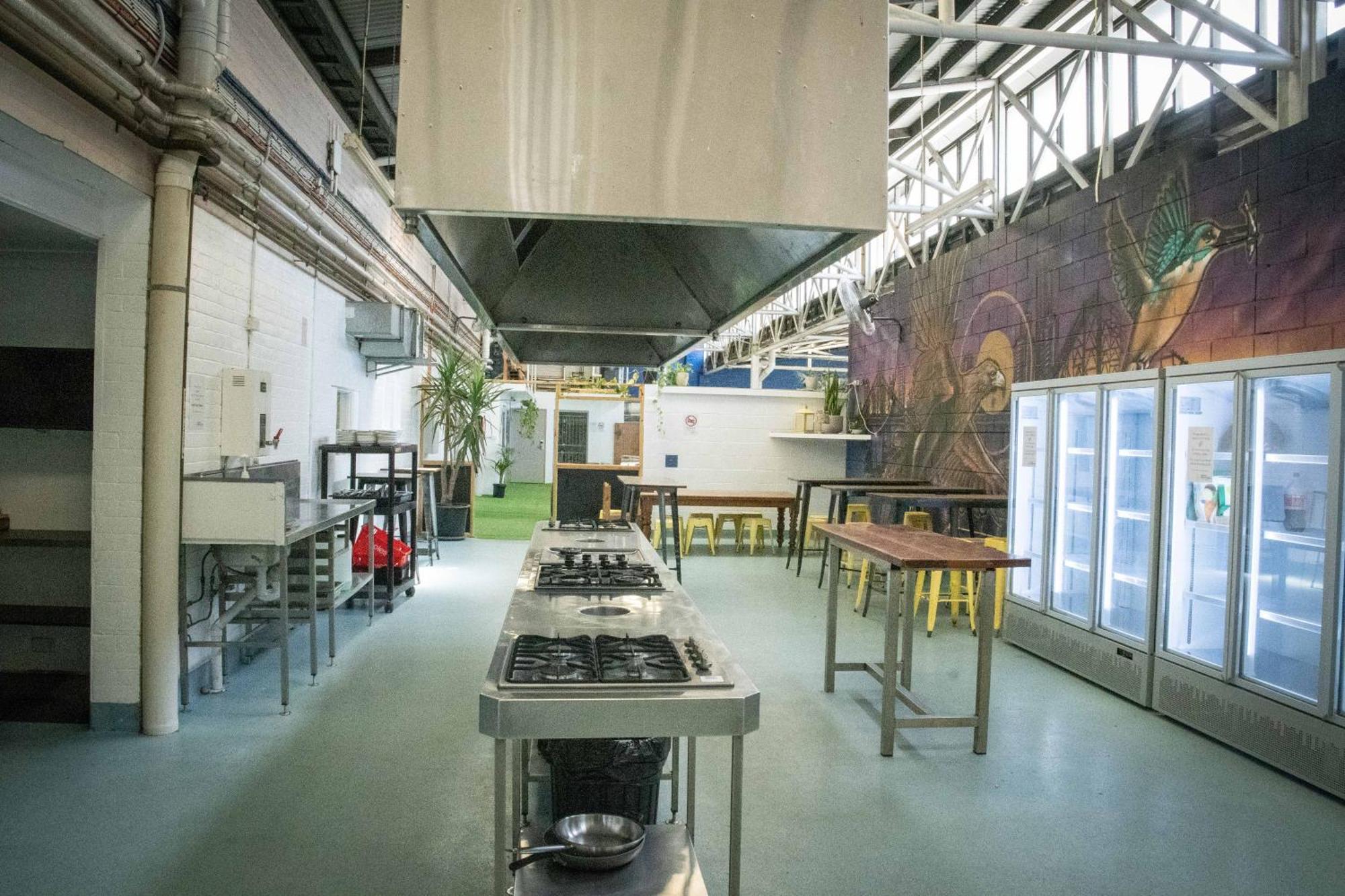 Habitat Backpackers Hostel Бризбейн Екстериор снимка