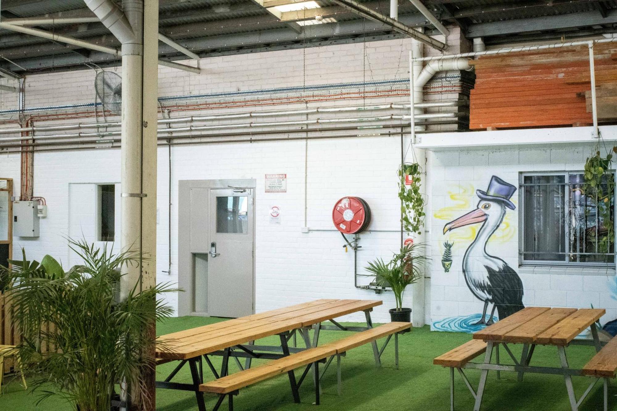 Habitat Backpackers Hostel Бризбейн Екстериор снимка